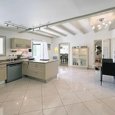 Chez-nous C'est Chez Vous, Piscine, Plages Et Golfs * Saint-Raphaël