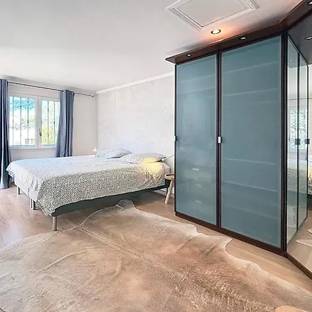 Villa Chez-nous C'est Chez Vous, Piscine, Plages Et Golfs