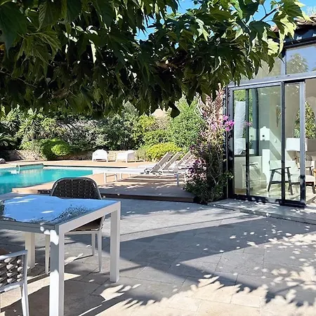 Villa Chez-nous C'est Chez Vous, Piscine, Plages Et Golfs