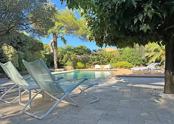 Chez-nous C'est Chez Vous, Piscine, Plages Et Golfs Villa *