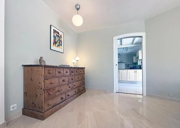 Chez-nous C'est Chez Vous, Piscine, Plages Et Golfs Saint-Raphael (Var)