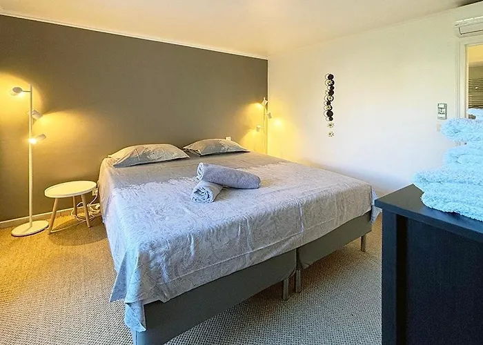 Chez-nous C'est Chez Vous, Piscine, Plages Et Golfs Villa Saint-Raphael (Var)